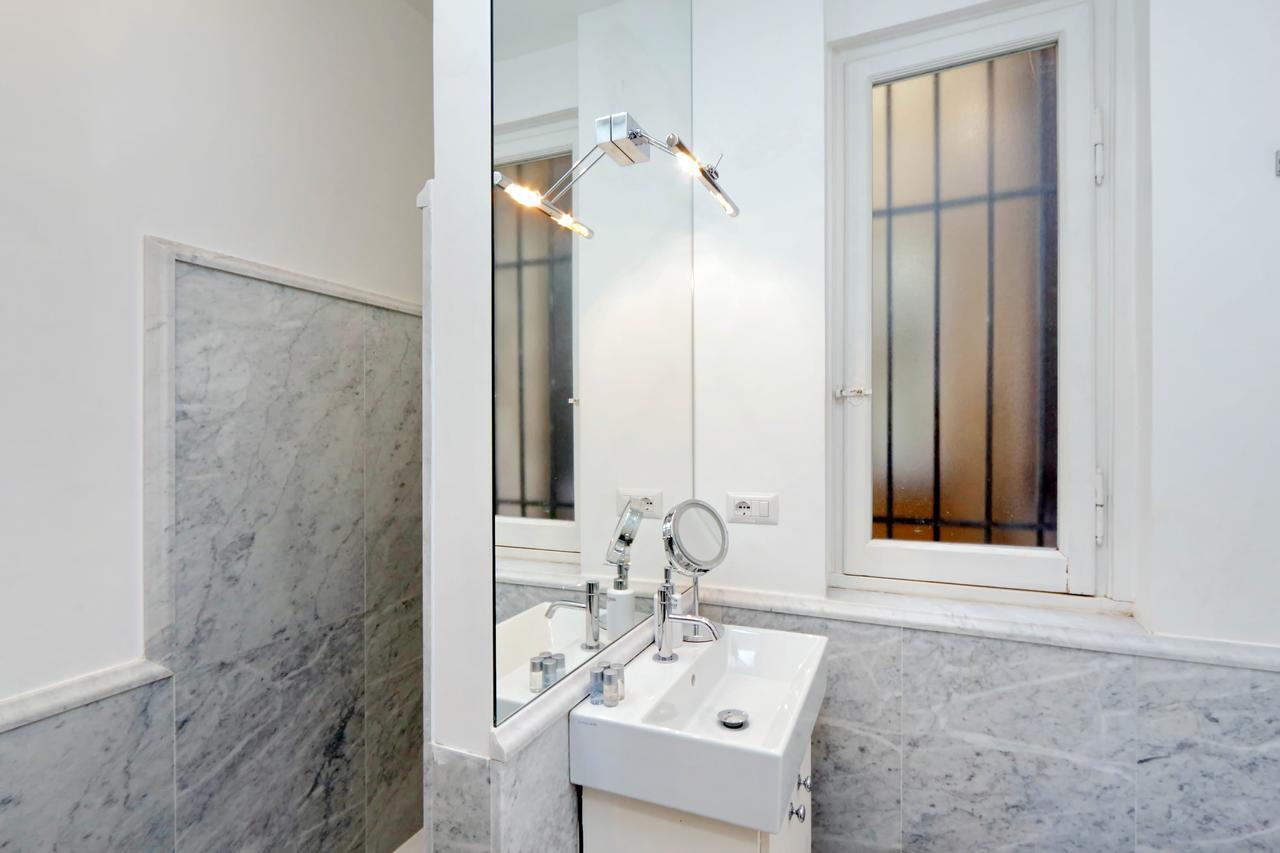 Prestigious Apartment Via Veneto Rome Luaran gambar